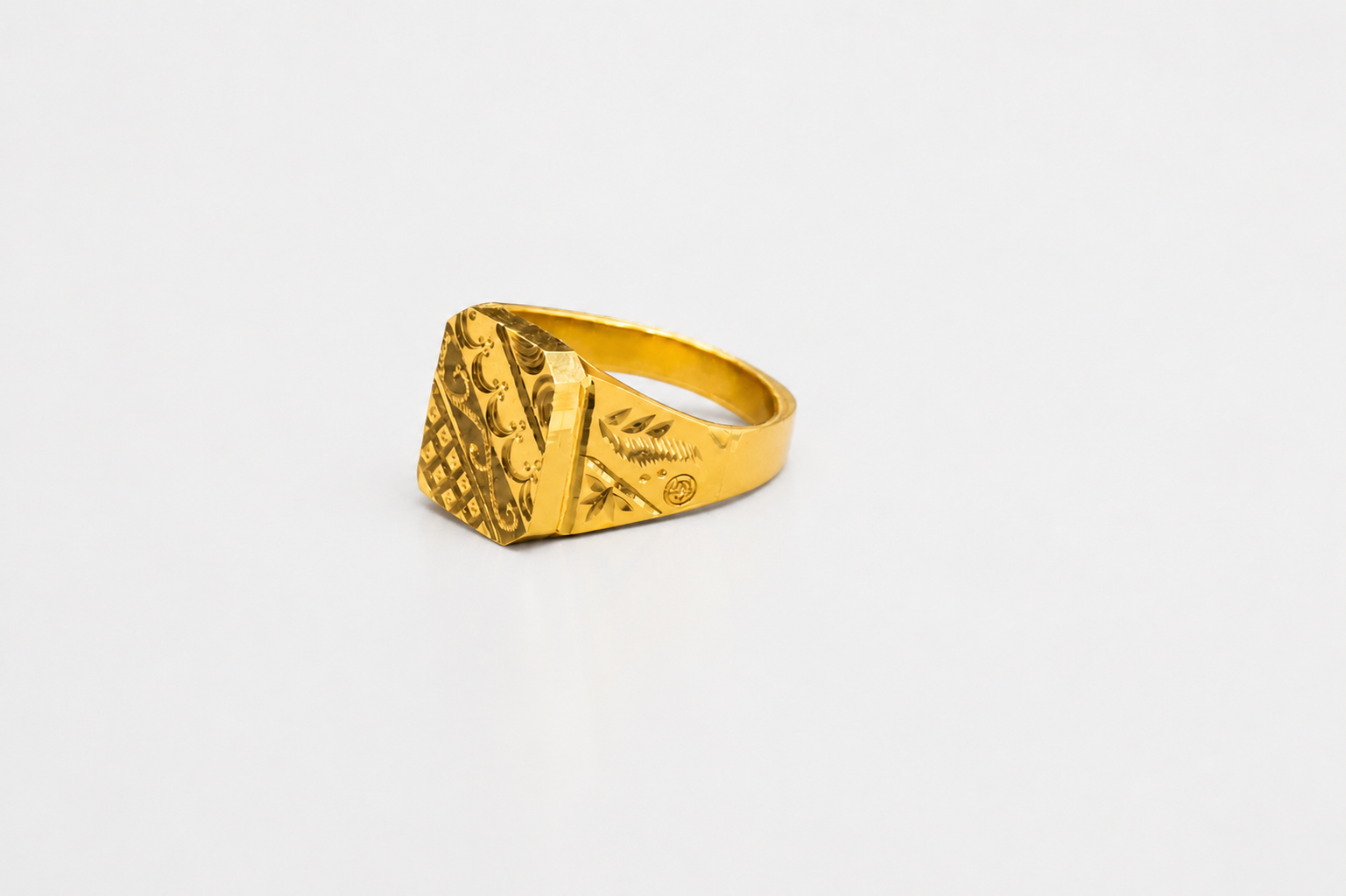 GENTS FINGER RING 22K